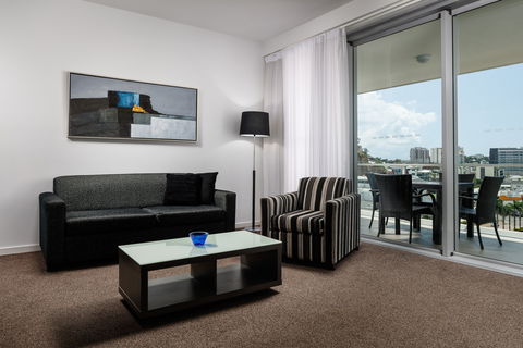 Direct Hotels - Kensington At Central - Accommodation Batemans Bay 0