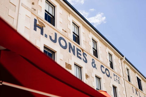 The Henry Jones Art Hotel - Accommodation Batemans Bay 0