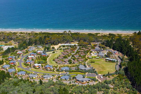 Club Wyndham Seven Mile Beach-Trademark - Accommodation Batemans Bay 0