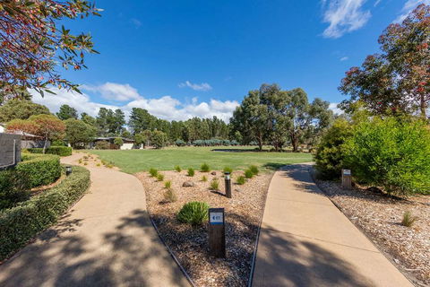 Club Wyndham Seven Mile Beach-Trademark - Accommodation Batemans Bay 1