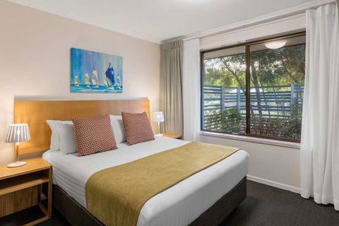 Club Wyndham Seven Mile Beach-Trademark - Accommodation Batemans Bay 2