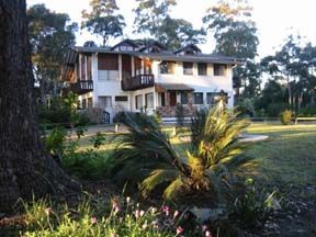 Chalet Swisse Spa - Accommodation Batemans Bay 0