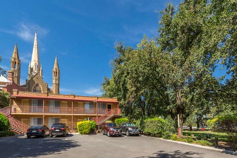 Best Western Cathedral Motor Inn - Accommodation Batemans Bay 0