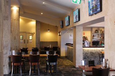Newman Hotel - Accommodation Batemans Bay 2