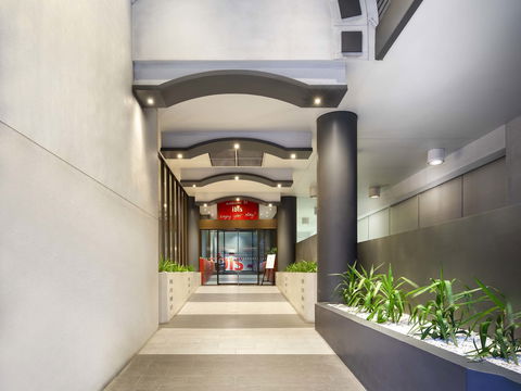Ibis Hotel - Accommodation Batemans Bay 1