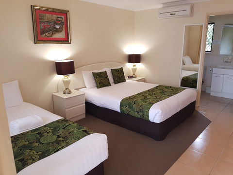 The Palms Motel, Chinchilla - Accommodation Batemans Bay 1