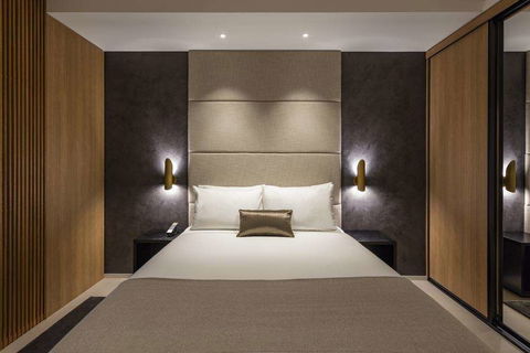 SKYE Suites Sydney - Accommodation Batemans Bay 1