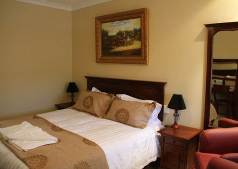 The Overlander Homestead - Accommodation Batemans Bay 1