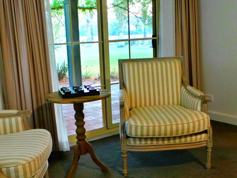 Parklands Resort & Conference Ctr - Accommodation Batemans Bay 2