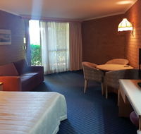 The John Hunter Motel - Accommodation Batemans Bay