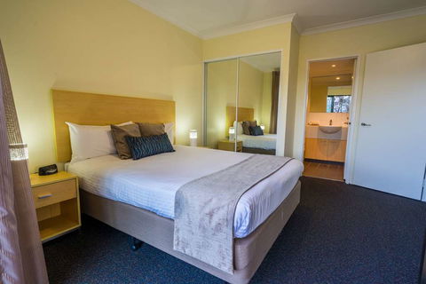 Perth Ascot Central Apartment Hotel - Accommodation Batemans Bay 1