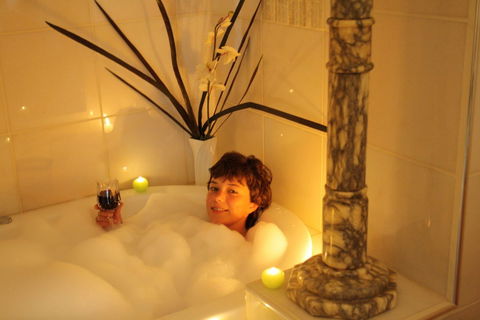 Villa Della Rosa B&B - Accommodation Batemans Bay 3