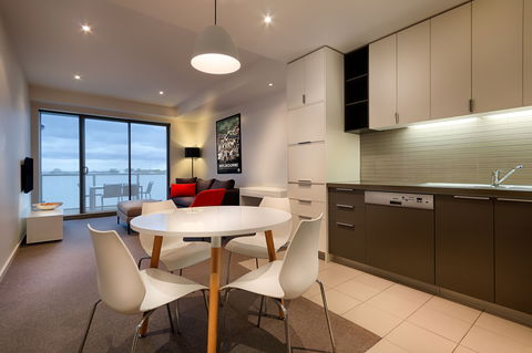 Caroline Serviced Apartments - Accommodation Batemans Bay 8