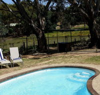 Golden Heritage Motor Inn  Cottages - Accommodation Batemans Bay