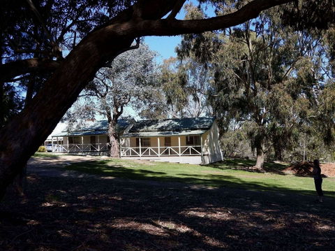 Golden Heritage Motor Inn & Cottages - Accommodation Batemans Bay 4