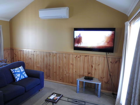 Golden Heritage Motor Inn & Cottages - Accommodation Batemans Bay 7