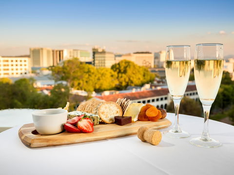 Novotel Canberra - Accommodation Batemans Bay 2