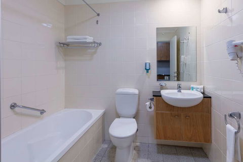 Nesuto Canberra Apartment Hotel - Accommodation Batemans Bay 4