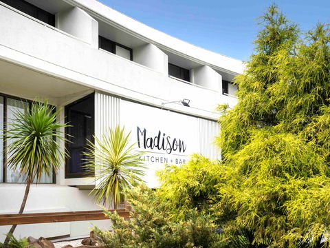 Mercure Charlestown - Accommodation Batemans Bay 2