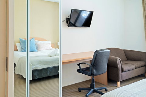 All Suites Perth - Accommodation Batemans Bay 4