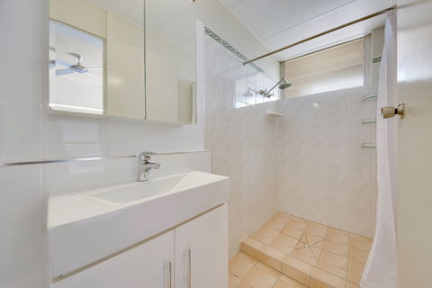Camelot Motel - Accommodation Batemans Bay 1