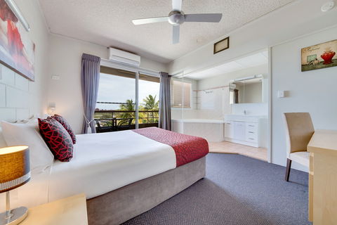 Camelot Motel - Accommodation Batemans Bay 2