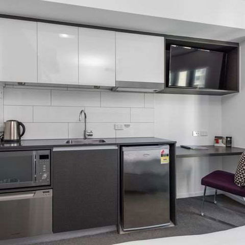 H On Mitchell Apartment Hotel - Accommodation Batemans Bay 1