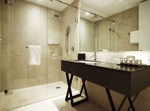 Burbury Hotel - Accommodation Batemans Bay 2