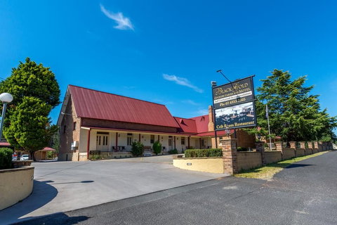 Black Gold Country Cabins and Motel - Accommodation Batemans Bay 1