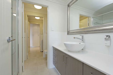 Zappeion Apartments - Accommodation Batemans Bay 2