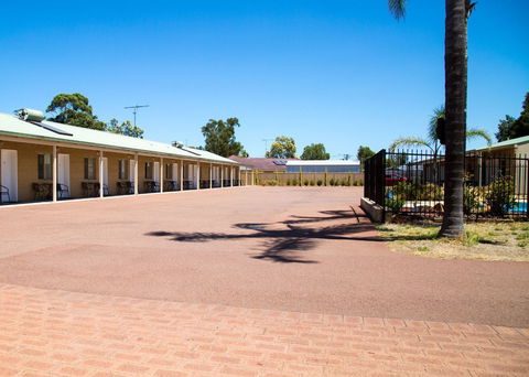 Pinjarra Resort - Accommodation Batemans Bay 2