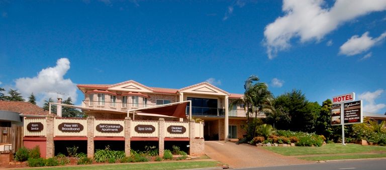 Harristown QLD Accommodation Batemans Bay