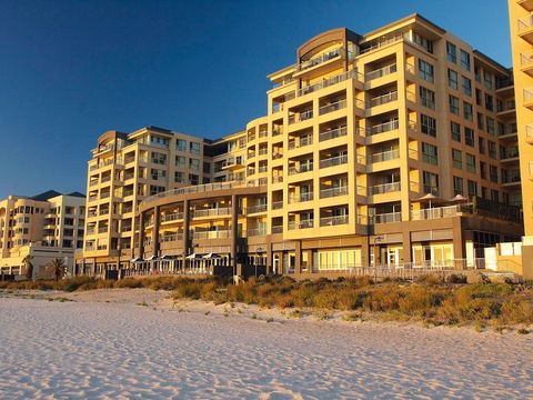 Oaks Pier Plaza - Accommodation Batemans Bay 0