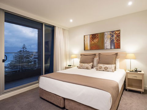 Oaks Liberty Towers - Accommodation Batemans Bay 1