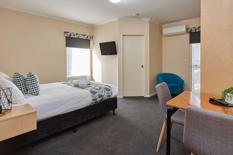 Elphin Villas - Accommodation Batemans Bay 2