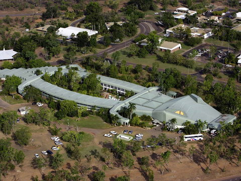 Mercure Kakadu Crocodile Hotel - Accommodation Batemans Bay 0