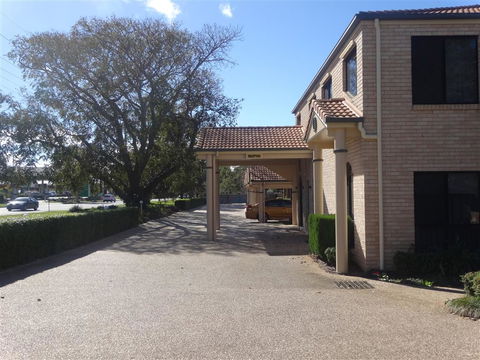 Best Western Tuscany On Tor Motor Inn - Accommodation Batemans Bay 2