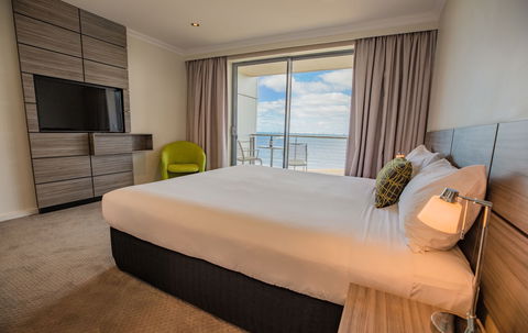 Aurora Ozone Hotel - Accommodation Batemans Bay 2