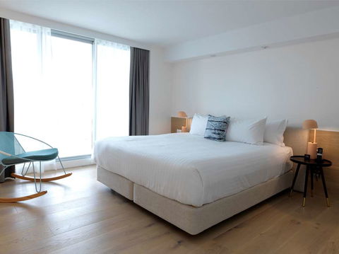 QT Bondi - Accommodation Batemans Bay 6