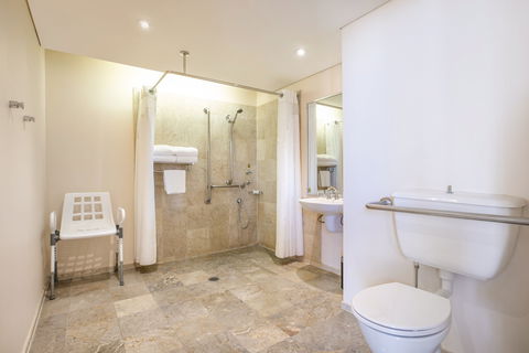 Holiday Inn Potts Point - Accommodation Batemans Bay 5