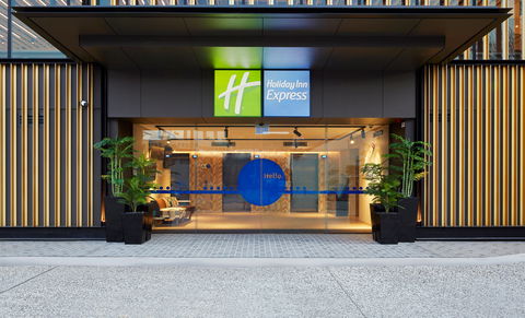 Holiday Inn Express Sydney Airport - Accommodation Batemans Bay 1