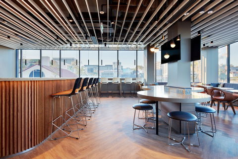 Holiday Inn Express Sydney Airport - Accommodation Batemans Bay 4
