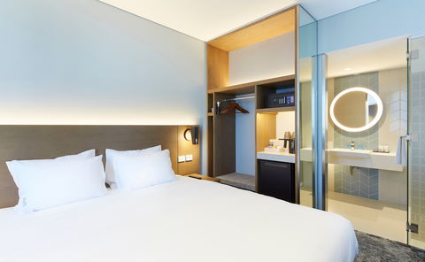 Holiday Inn Express Sydney Airport - Accommodation Batemans Bay 7