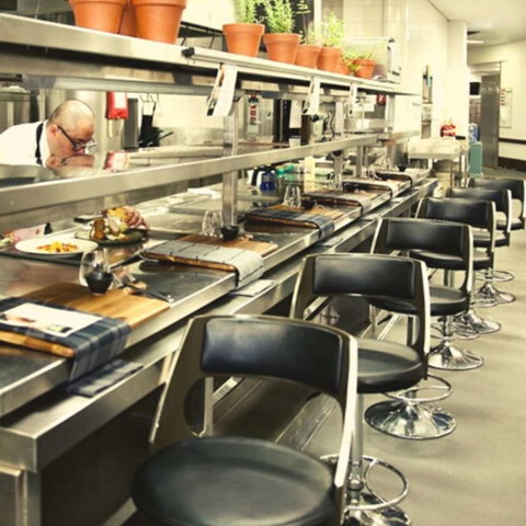 Hilton Cairns - Accommodation Batemans Bay 12