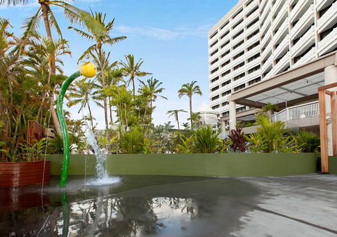Rydges Esplanade Resort Cairns - Accommodation Batemans Bay 1