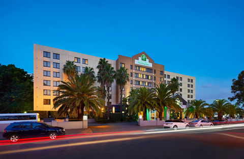 Holiday Inn Parramatta - Accommodation Batemans Bay 2