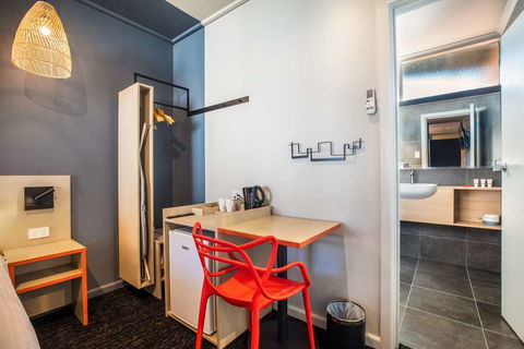 Monash Hotel - Accommodation Batemans Bay 2