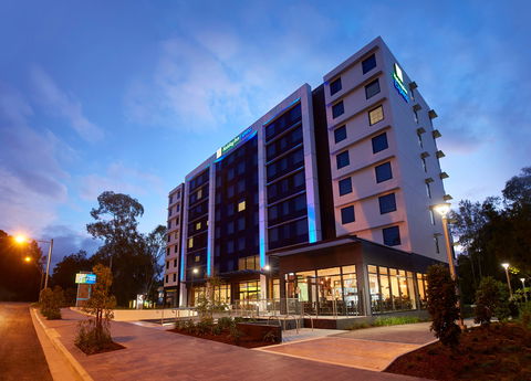 Holiday Inn Express Sydney Macquarie Pk - Accommodation Batemans Bay 1