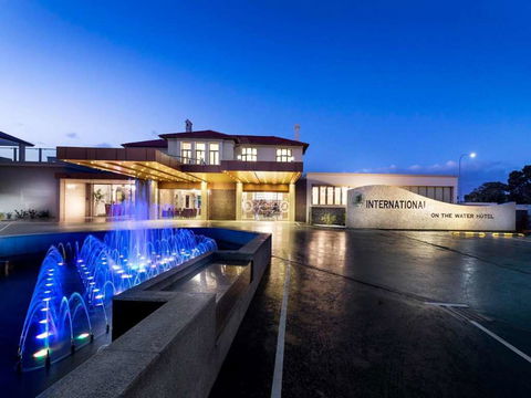 Swan River Hotel - Accommodation Batemans Bay 0