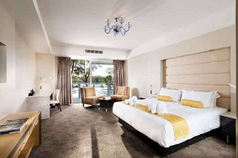Swan River Hotel - Accommodation Batemans Bay 2